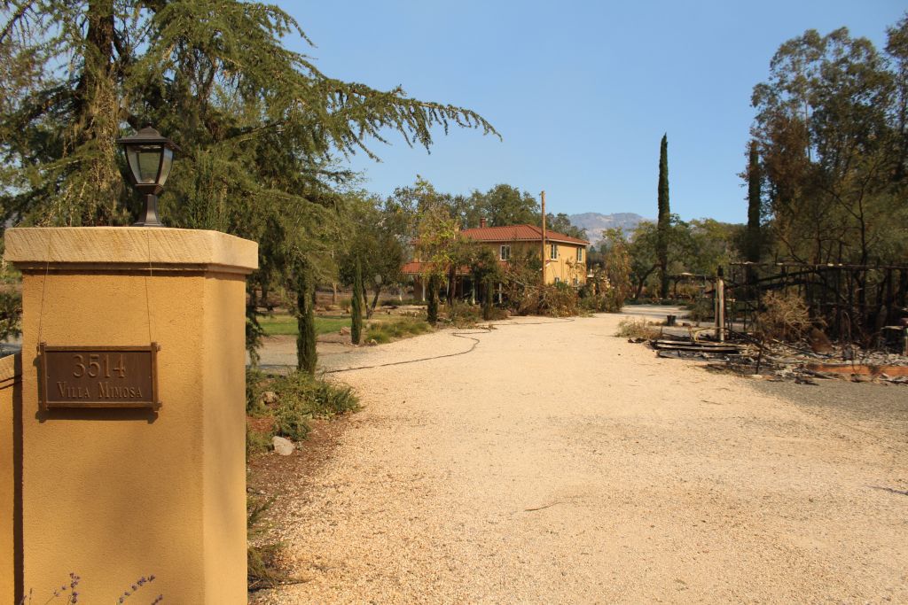 3514 Highway 128, Villa Mimosa